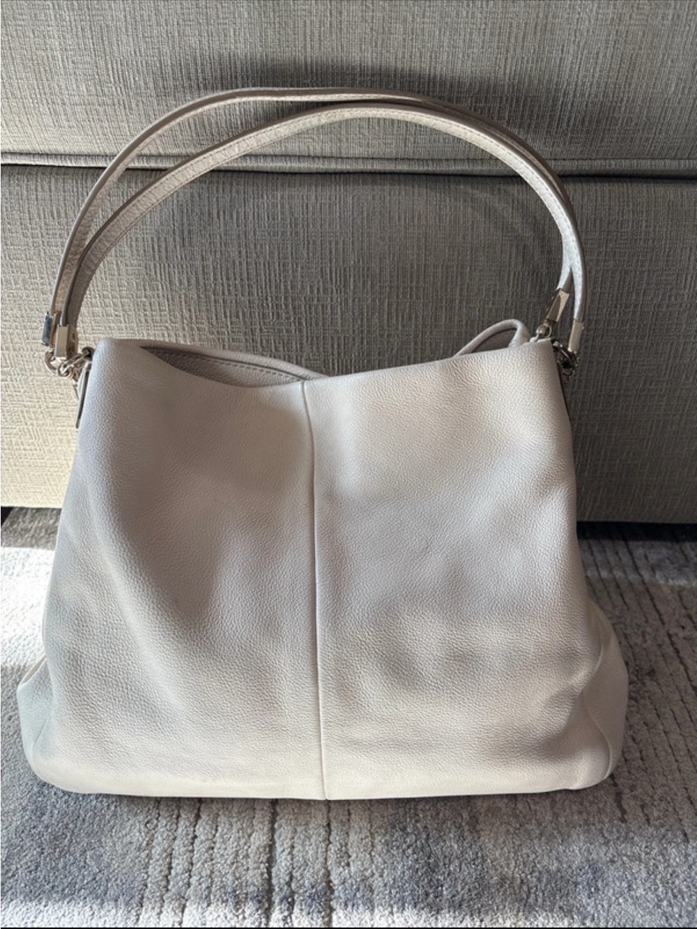 Women's Leather Shoulder Bag - Cream
